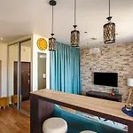 Studio apartment アパート